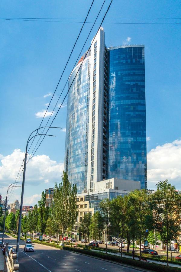 Бульвар Леси Украинки 10 เคียฟ ภายนอก รูปภาพ